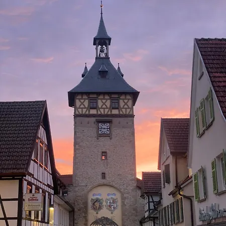 Charming Serviced In Marbach Am Neckar, Germany شقة